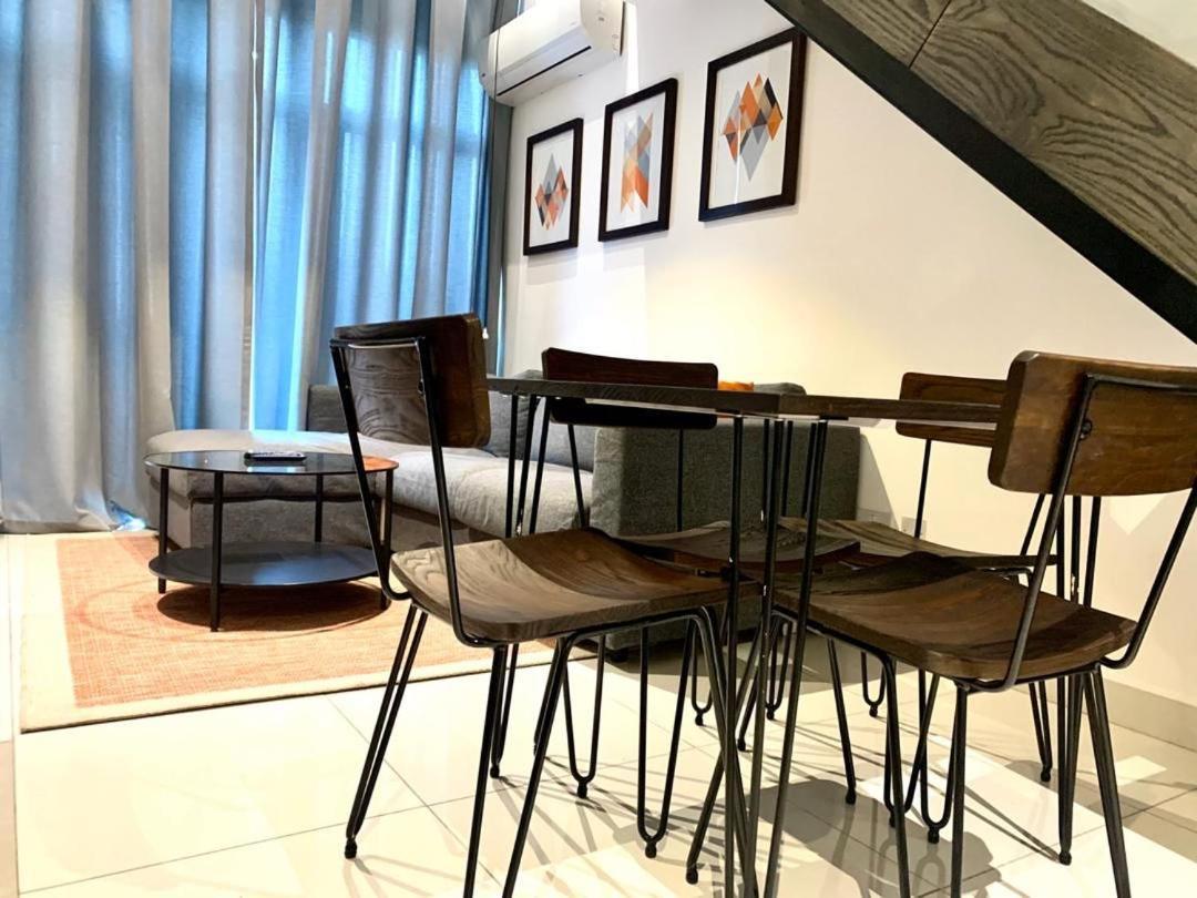 One Bedroom Apartment At A Embassy Gardens Cantonments アクラ エクステリア 写真