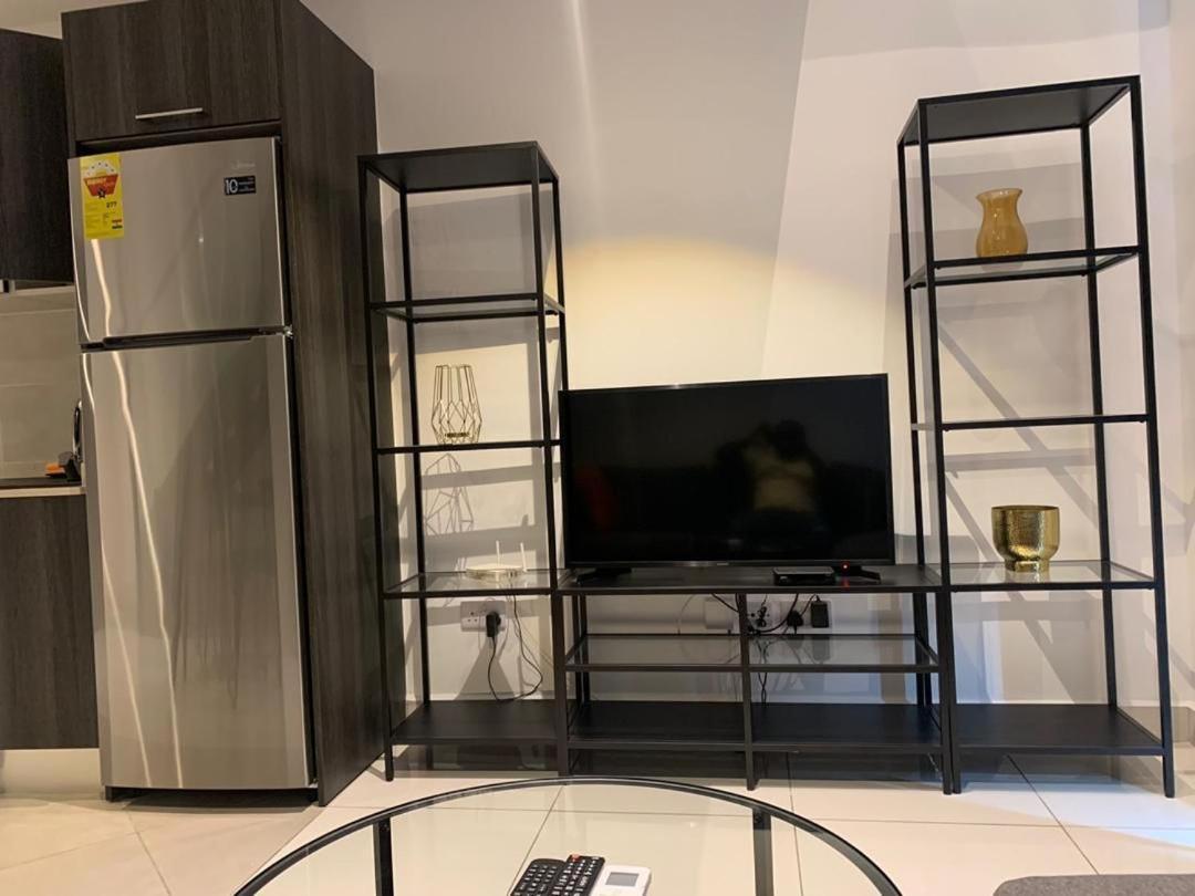 One Bedroom Apartment At A Embassy Gardens Cantonments アクラ エクステリア 写真