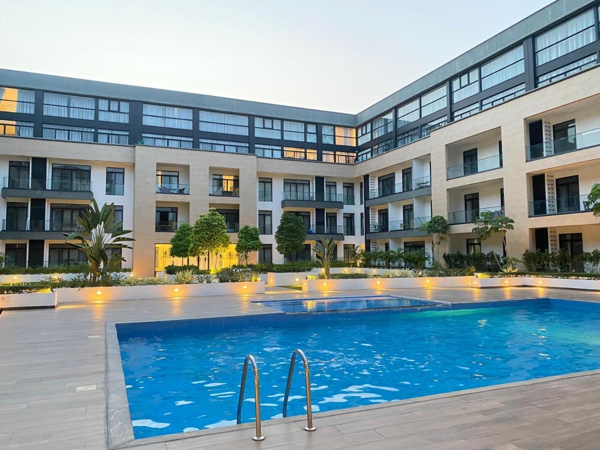 One Bedroom Apartment At A Embassy Gardens Cantonments アクラ エクステリア 写真
