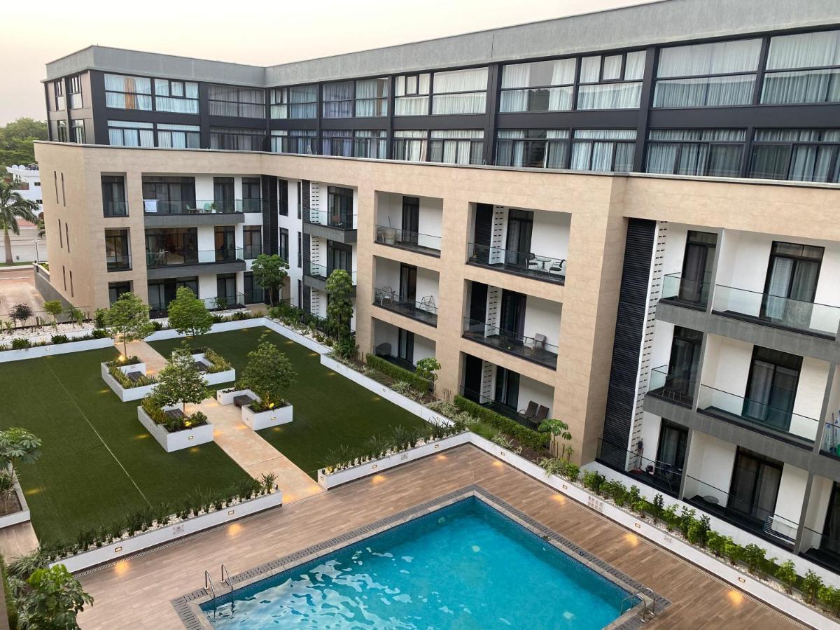One Bedroom Apartment At A Embassy Gardens Cantonments アクラ エクステリア 写真